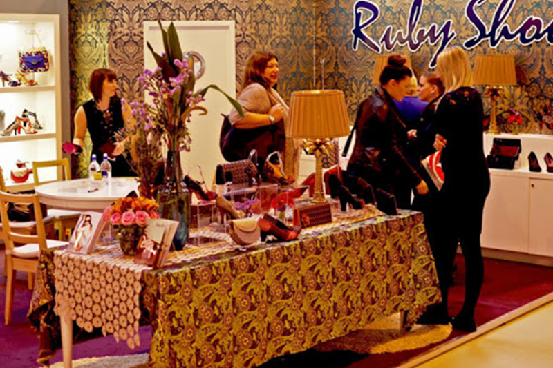 時尚貿易展柜臺 時尚貿易展柜臺